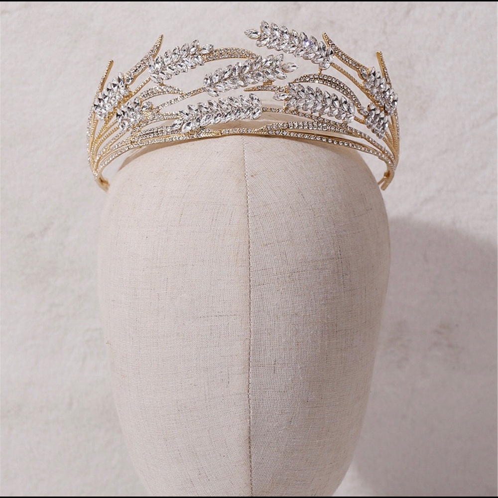 Bridal crown